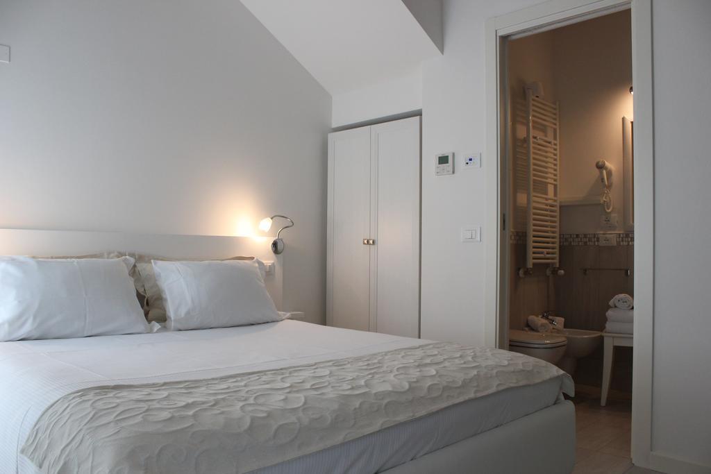 Hotel Punto 41 à Peschiera del Garda Extérieur photo