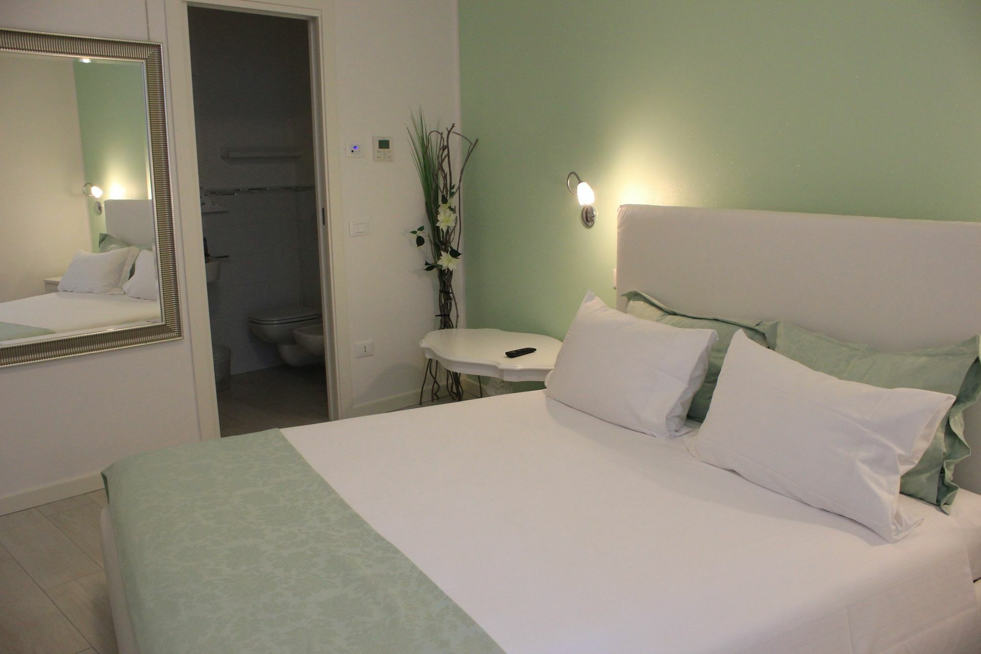Hotel Punto 41 à Peschiera del Garda Extérieur photo